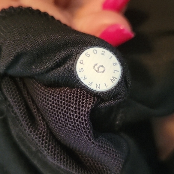 Lululemon Twist and Toil Tank Top 2 in 1 - Picture 10 of 10